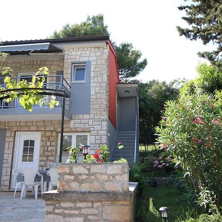 Molo View Apartment Ровин Екстериор снимка