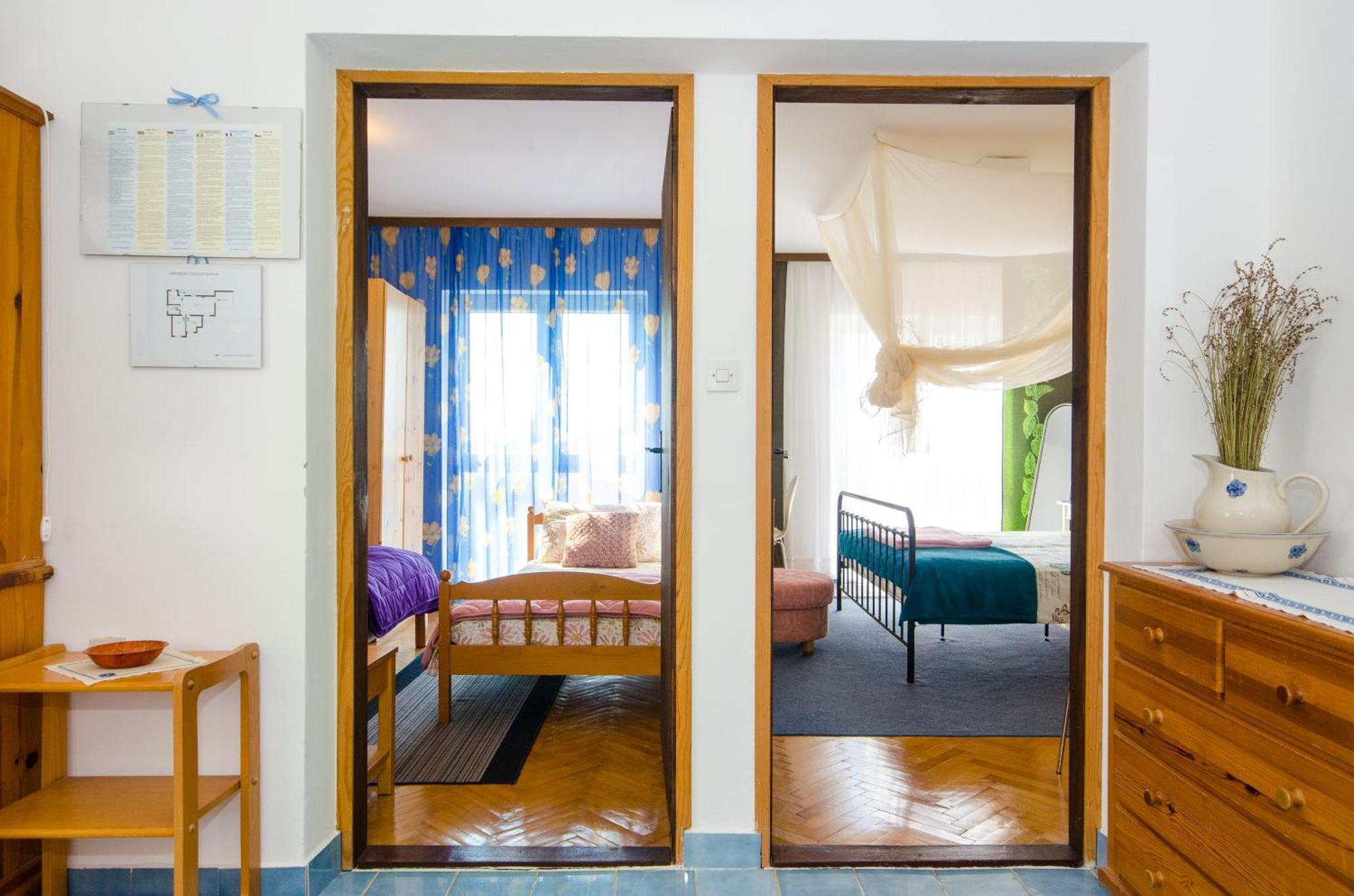 Molo View Apartment Ровин Екстериор снимка