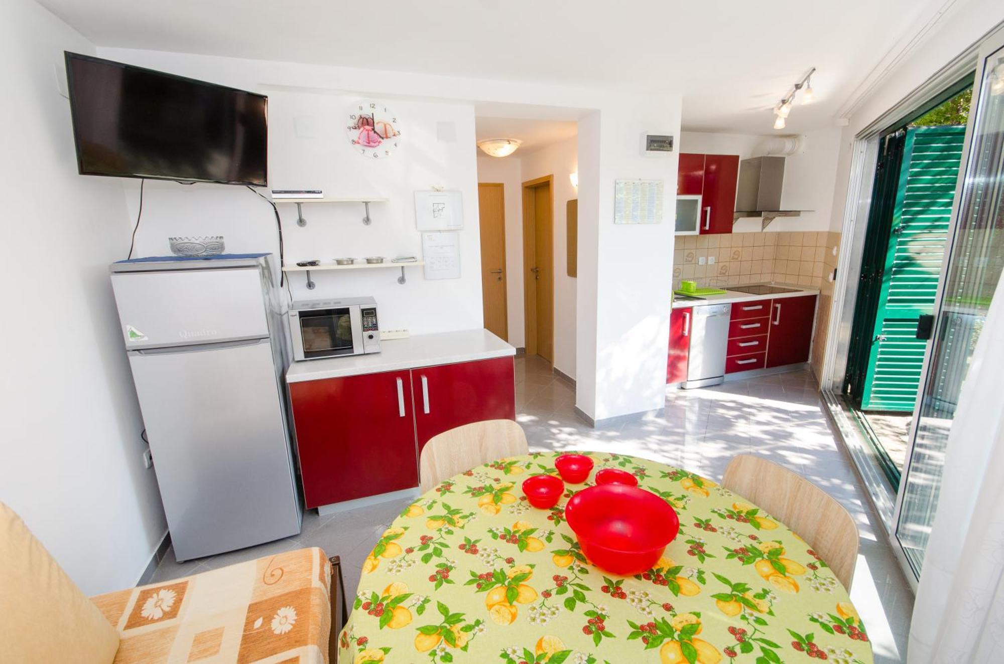 Molo View Apartment Ровин Екстериор снимка