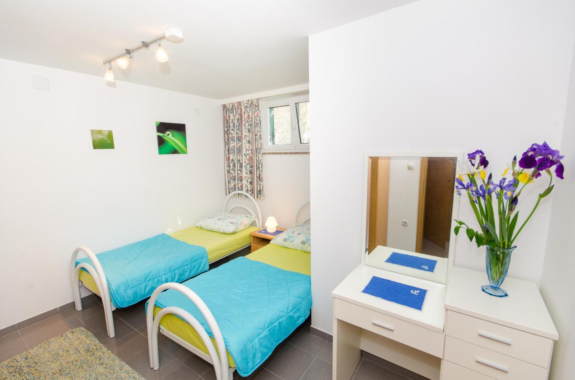 Molo View Apartment Ровин Екстериор снимка