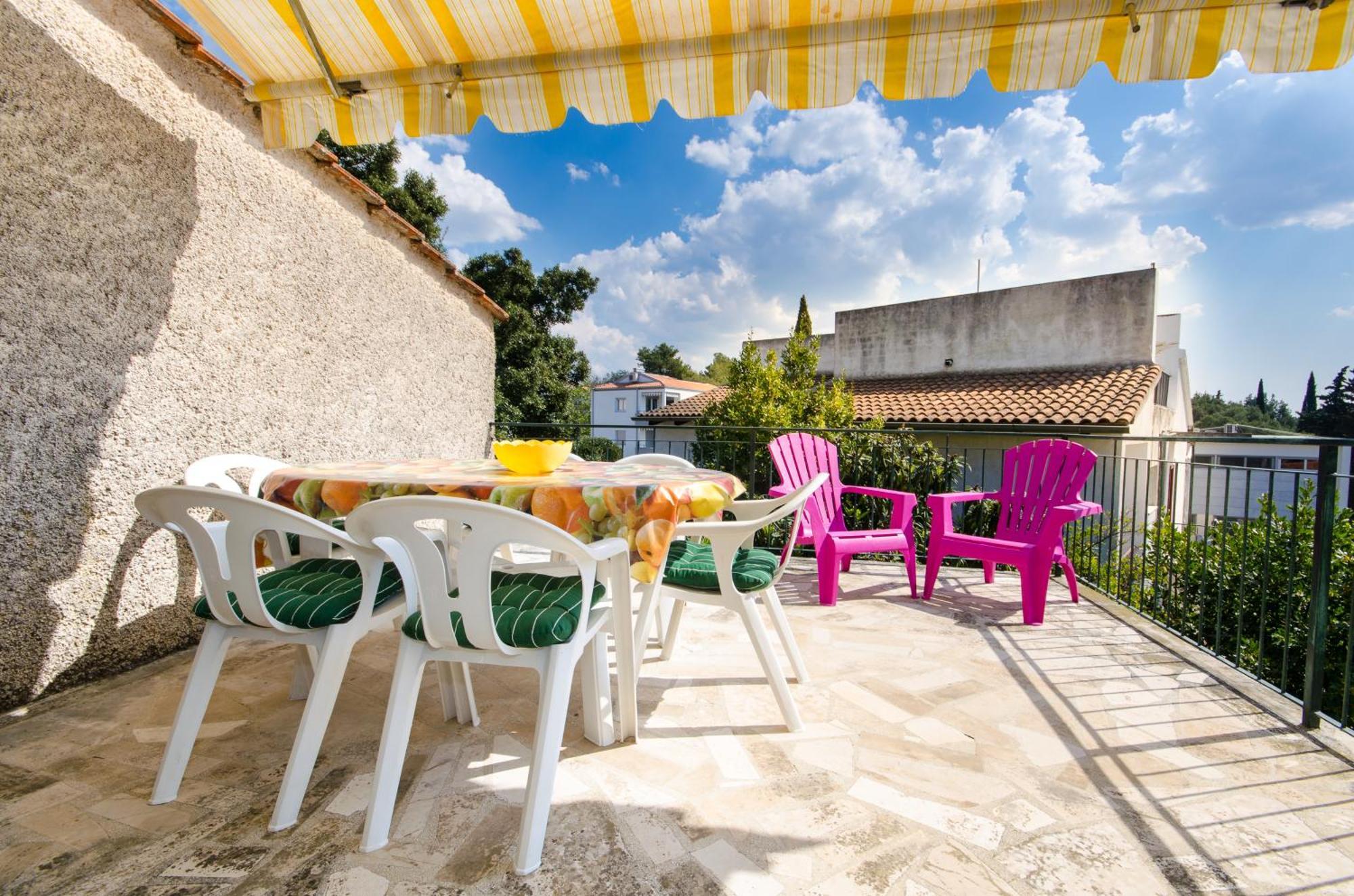 Molo View Apartment Ровин Екстериор снимка