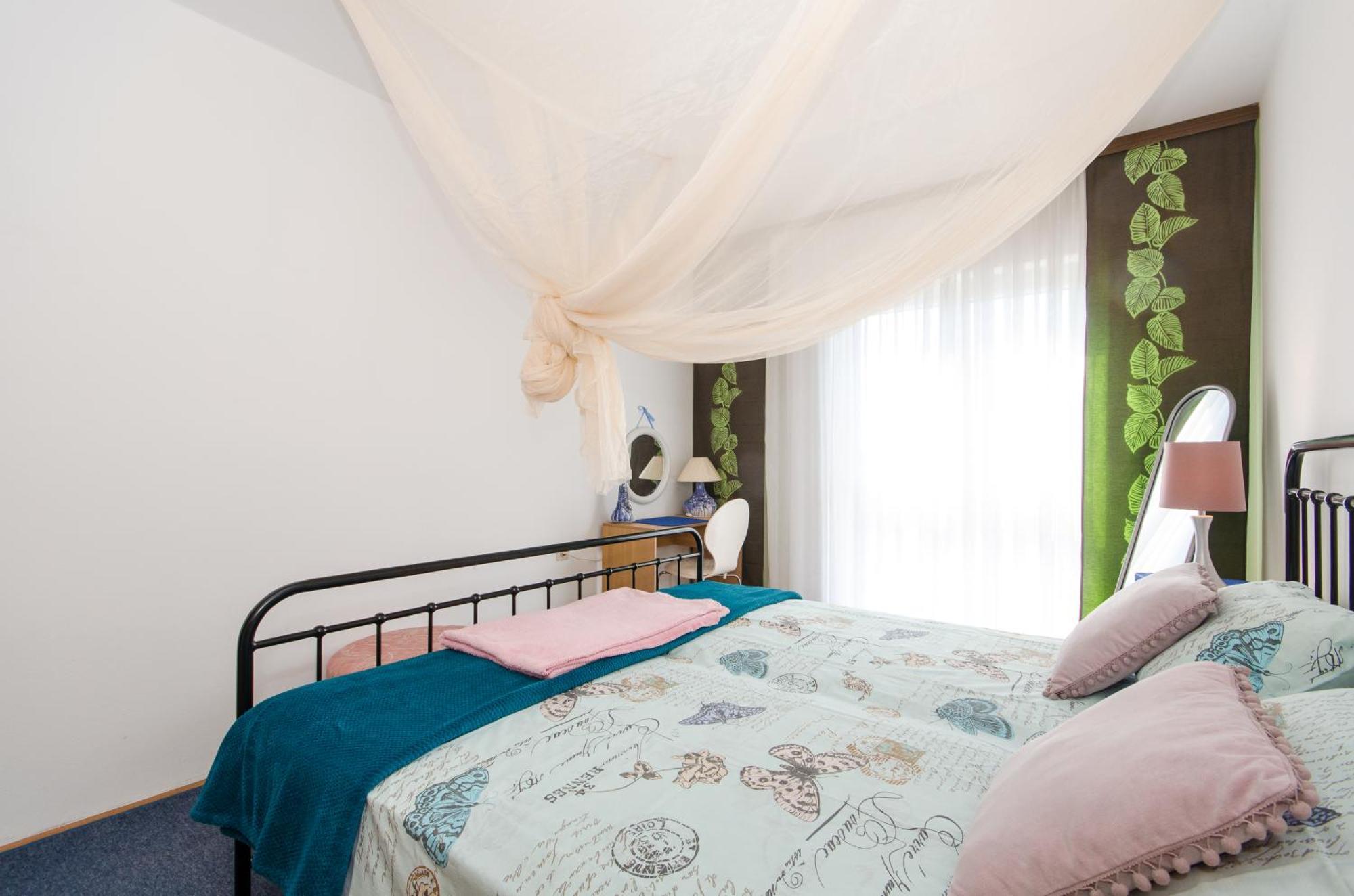 Molo View Apartment Ровин Екстериор снимка